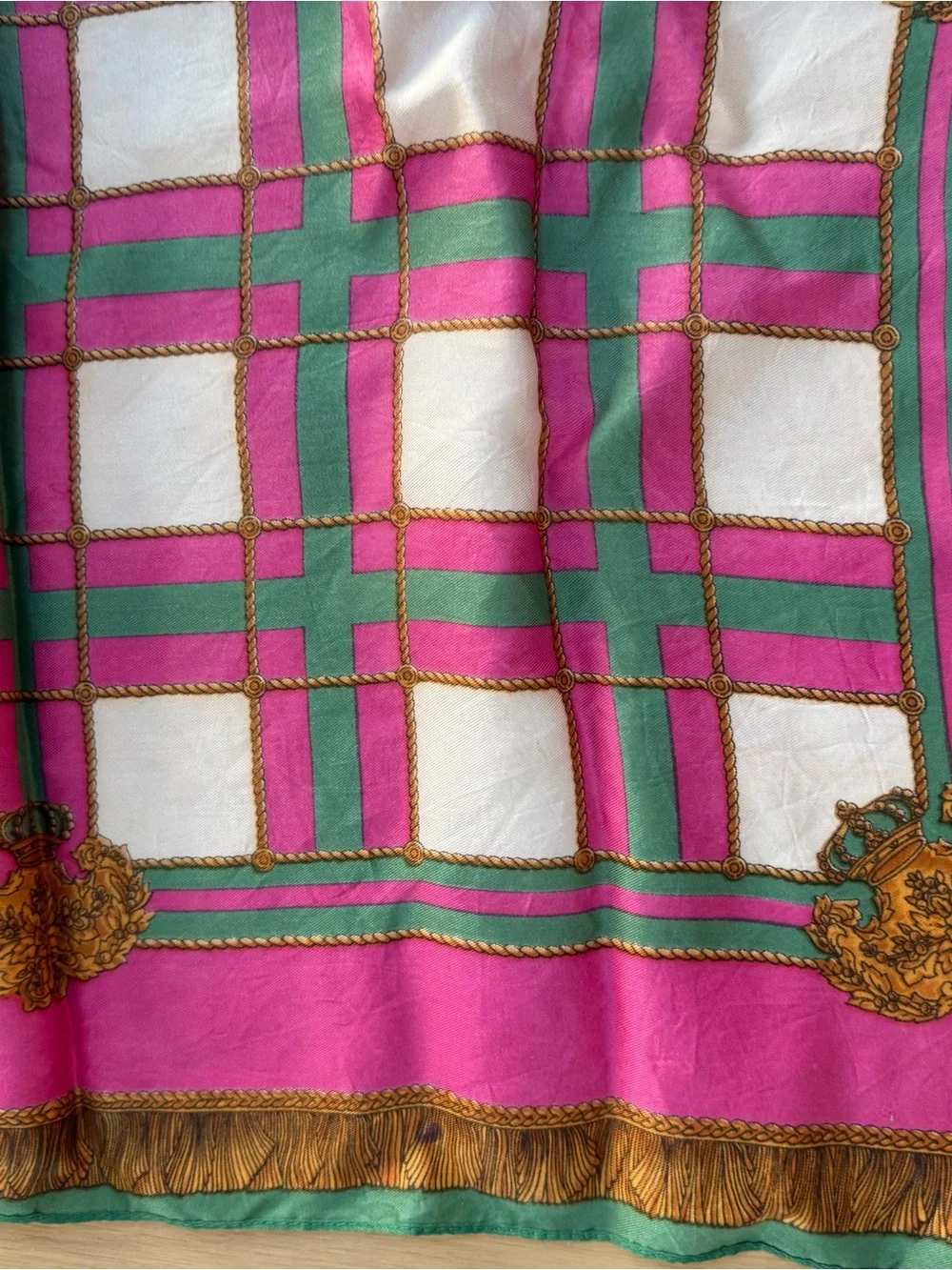 N/A vibrant pink